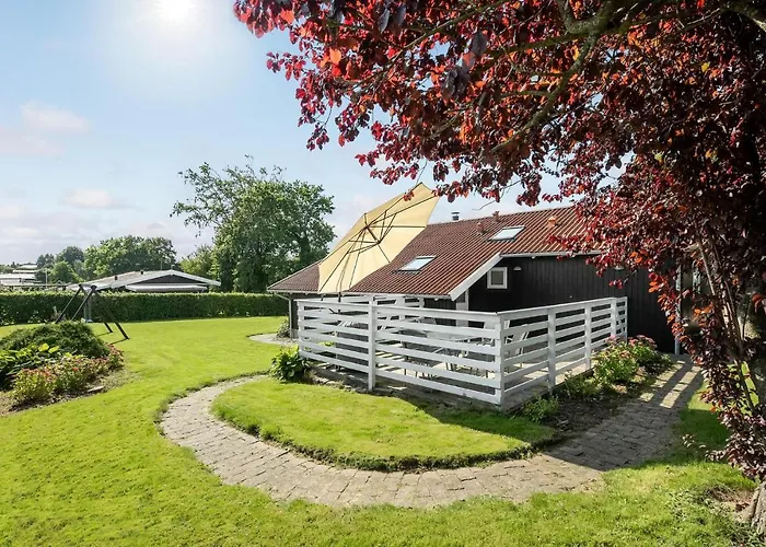 Feriehus With Hot Tub 265 *